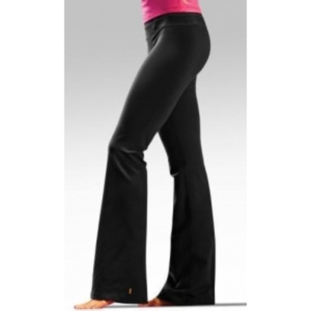 Lucy Black Medium Yoga Pants